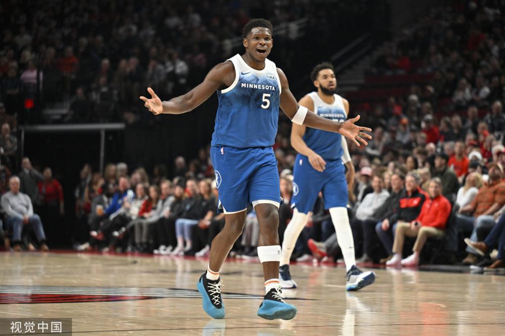 哈斯勒姆:我理解詹姆斯渴望再度夺冠 但湖人有东契奇就得围绕他建队